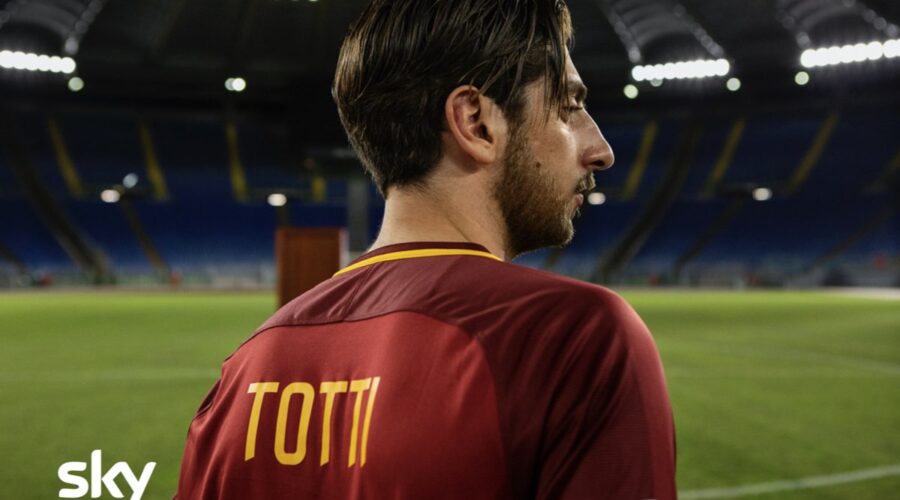 Pietro Castellitto nei panni di Totti. Ph Credits Fabio Zayed