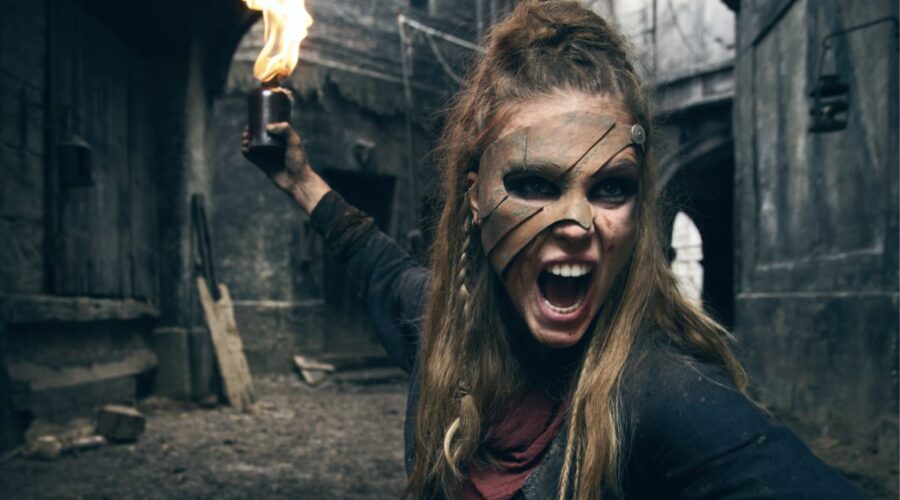 Come finisce La Révolution: Gaia Weiss nei panni di Marianne in La Révolution. Credits: Emmanuel Guimier/Netflix.