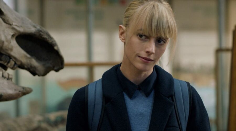 Sara Mortensen in una scena di Astrid e Raphaelle Credits Giallo