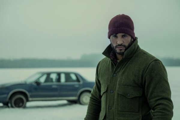 Shadow Moon (Ricky Whittle) in una scena di American Gods 3. Credits: Fremantle/Starz/Amazon Prime Video.