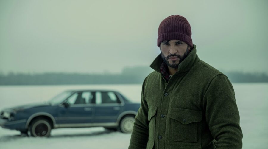 Shadow Moon (Ricky Whittle) in una scena di American Gods 3. Credits: Fremantle/Starz/Amazon Prime Video.