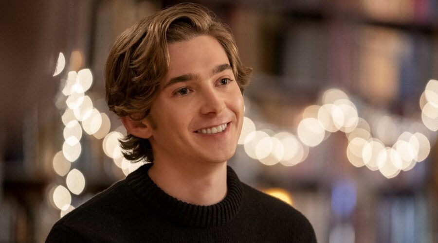 Dash e Lily 2: Austin Abrams nei panni di Dash in Dash and Lily. Credits: Alison Cohen Rosa/Netflix.