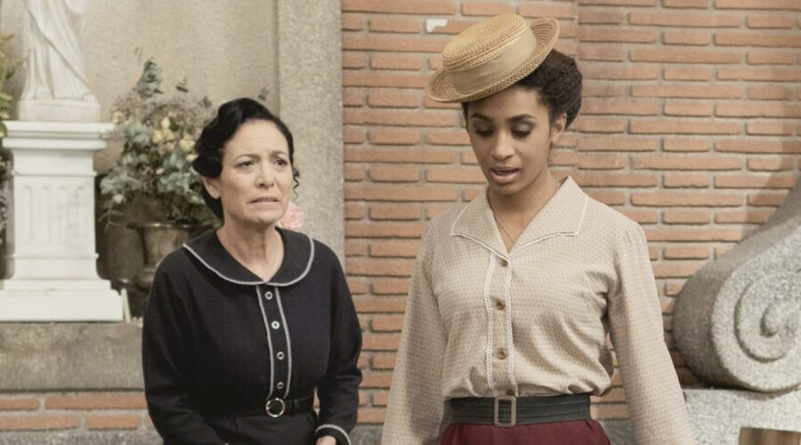 Fabiana e Marcia in Una Vita Credits BOOMERANG TV e Mediaset