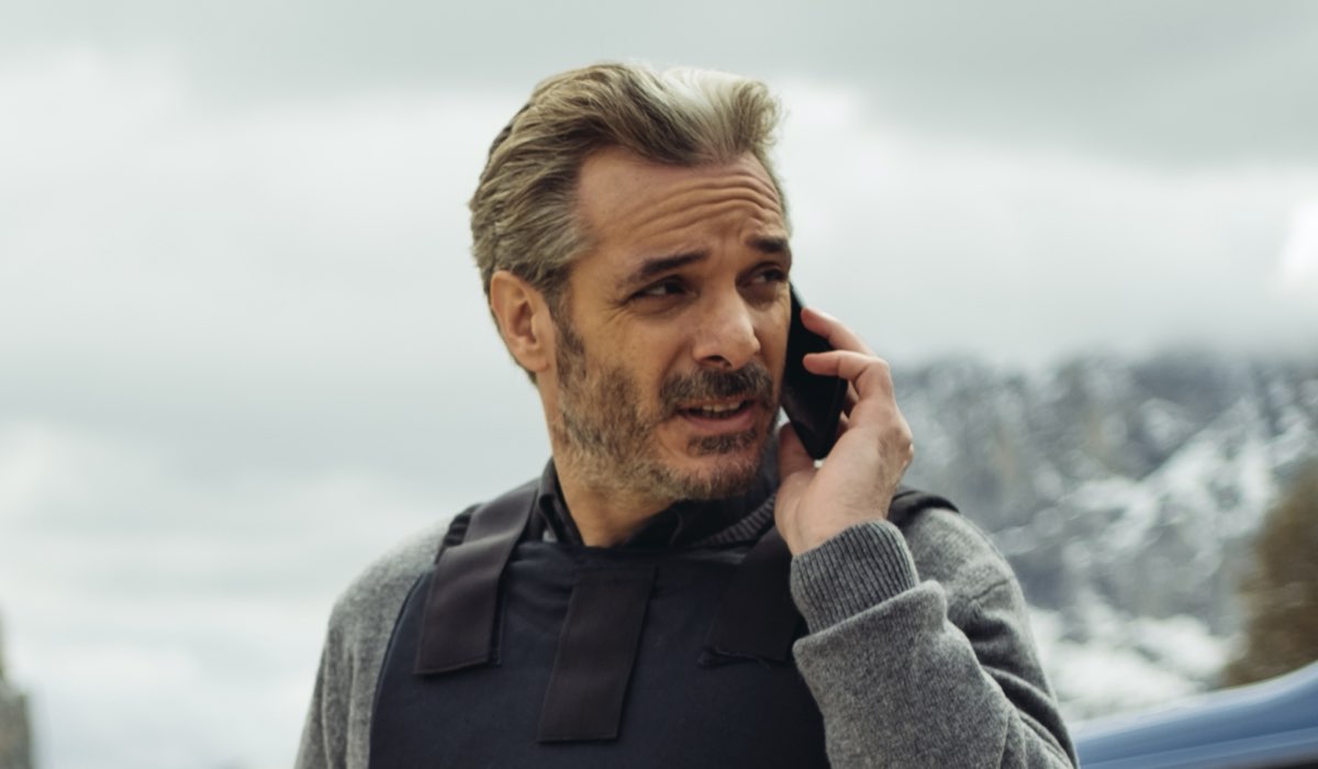 Francesco Colella è Luigi Calasso in Vite in fuga Credits RAI