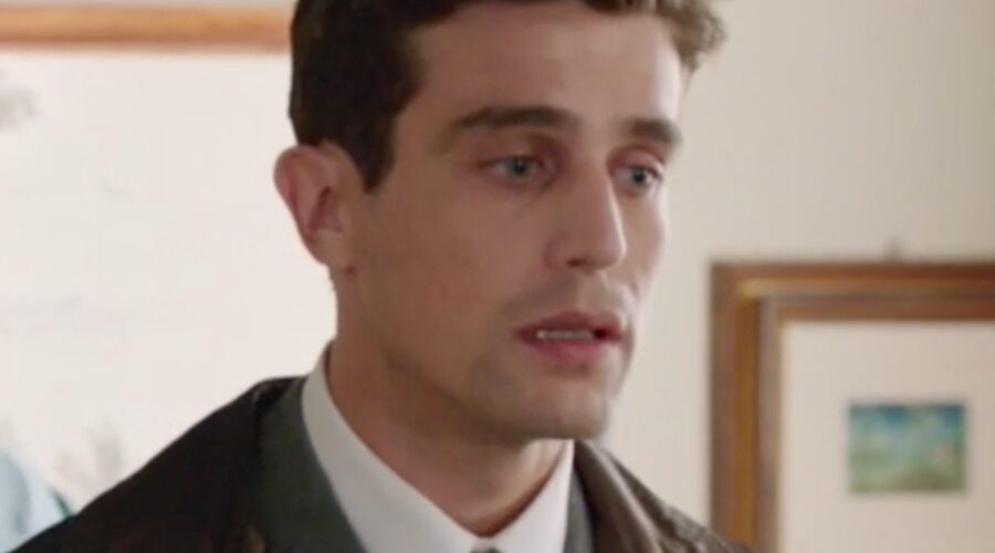 Il Paradiso delle Signore 5 Federico Cattaneo interpretato da Alessandro Fella, qui nella puntata 16 Credits RAI