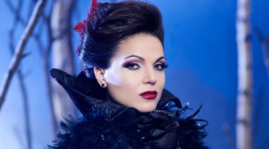 Lana Parrilla nei panni di Regina Mills in Once Upon A Time credits ABC e Disney+