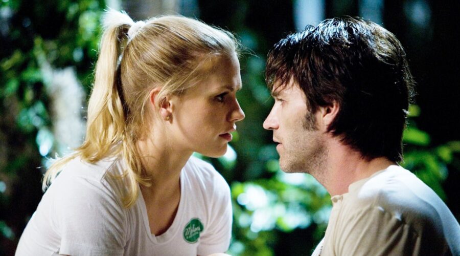 True Blood: Anna Paquin e Stephen Moyer in una foto di scena. Credits: HBO via Sky Italia.