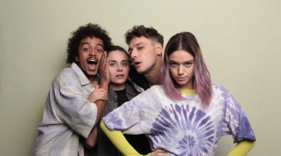 Il cast di Mental serie tv: da sinistra, Cosimo Longo, Greta Esposito, Romano Reggiani e Federica Pagliaroli. Credits: Rai Fiction/Standbyme.