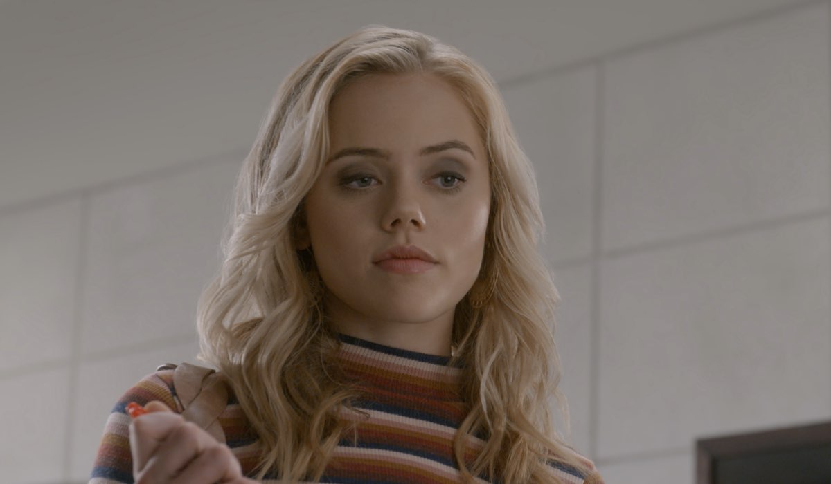 Cobra Kai Annalisa Cochrane Interpreta Yasmine Credits Courtesy Of Netflix 2020