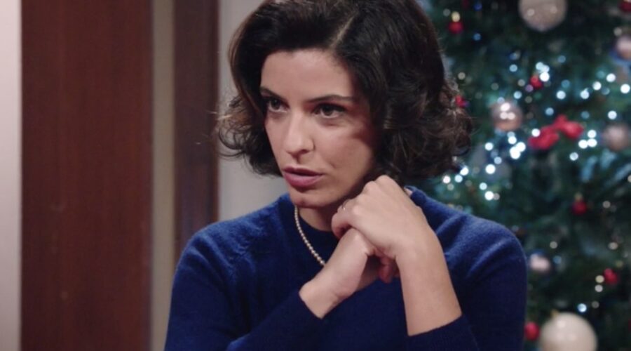 Il Paradiso Delle Signore 5 Beatrice Conti Interpretata Da Caterina Bertone Qui A Casa Conti Nella Puntata 55 Credits Rai