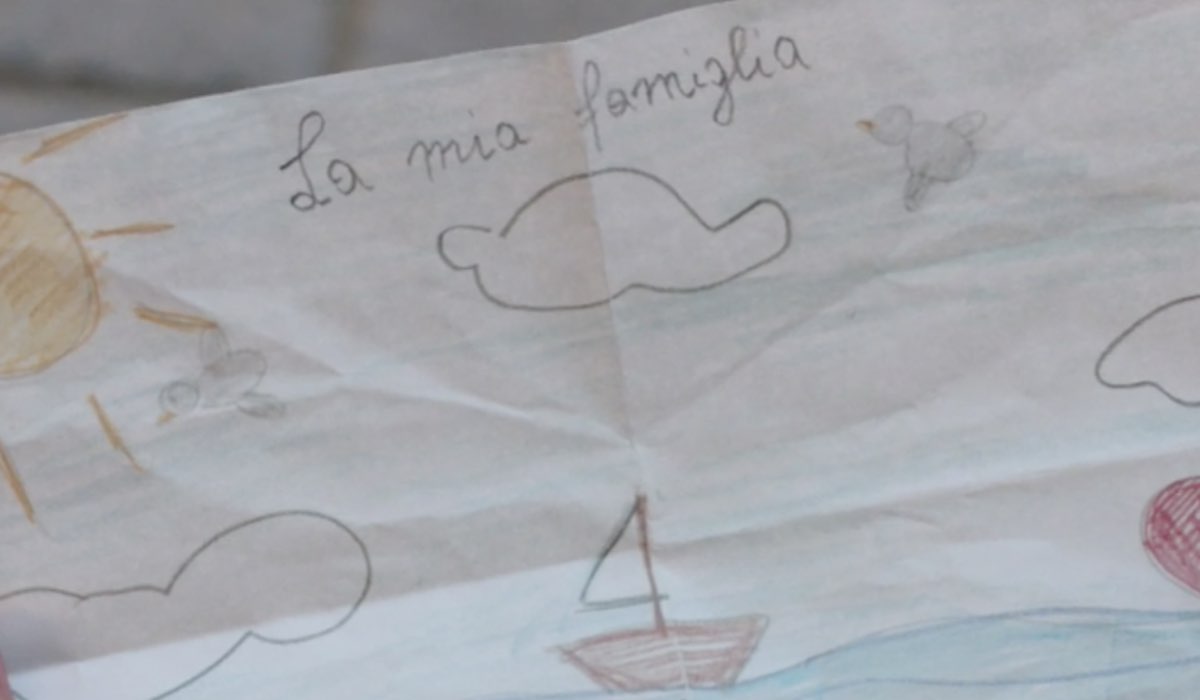 il paradiso delle signore 5 il disegno fatto da federico da bambino sulla famiglia cattaneo credits rai