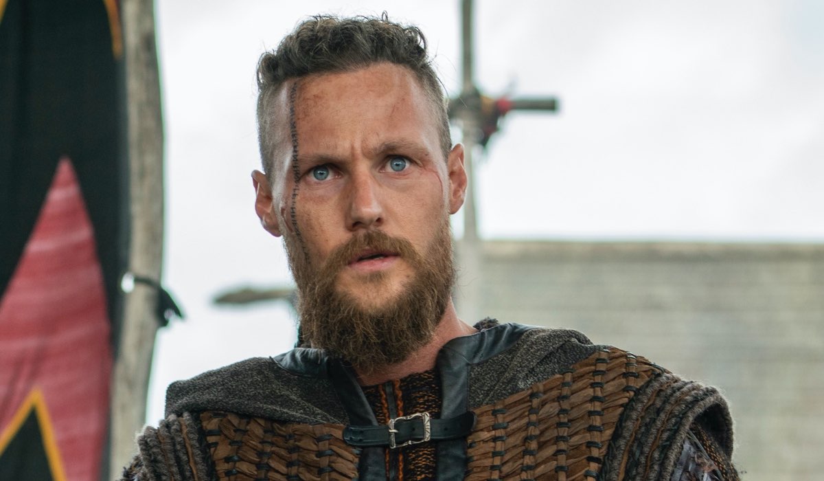 Jordan Patrick Smith interpreta Ubbe In Vikings 6A, Credits Timvision