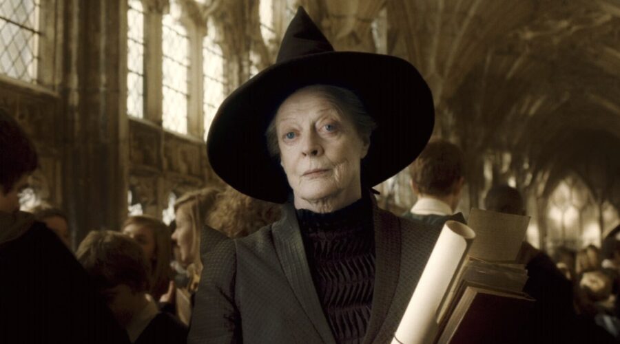 maggie smith in harry potter e il principe mezzosangue credits foto concessione warner e mediaset