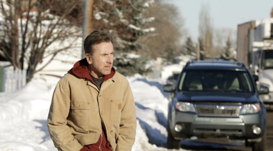 Tim Roth in Tin Star. Credits: Sky Italia.