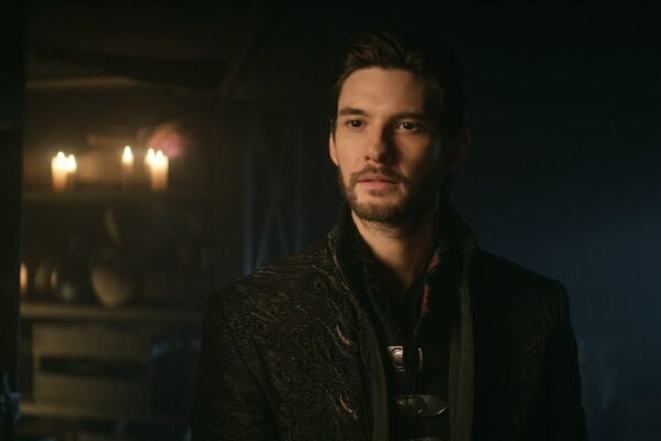 Ben Barnes in Tenebre e Ossa. Credits: David Appleby/Netflix.