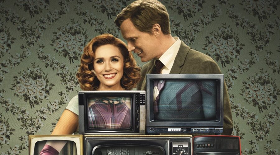Da sinistra: Elizabeth Olsen e Paul Bettany sul poster di WandaVision. Credits: Marvel Studios/Disney Plus.