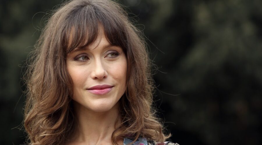 Gabriella Pession Durante Il Servizio Fotografico Per L'Amore Rubato A Villa Borghese Credits Elisabetta A. Villa E Getty Images