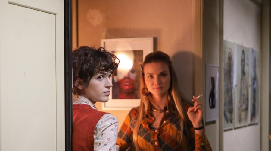 Greta Ferro e Fiammetta Cicogna nella fiction Made In Italy. Credits: Mediaset