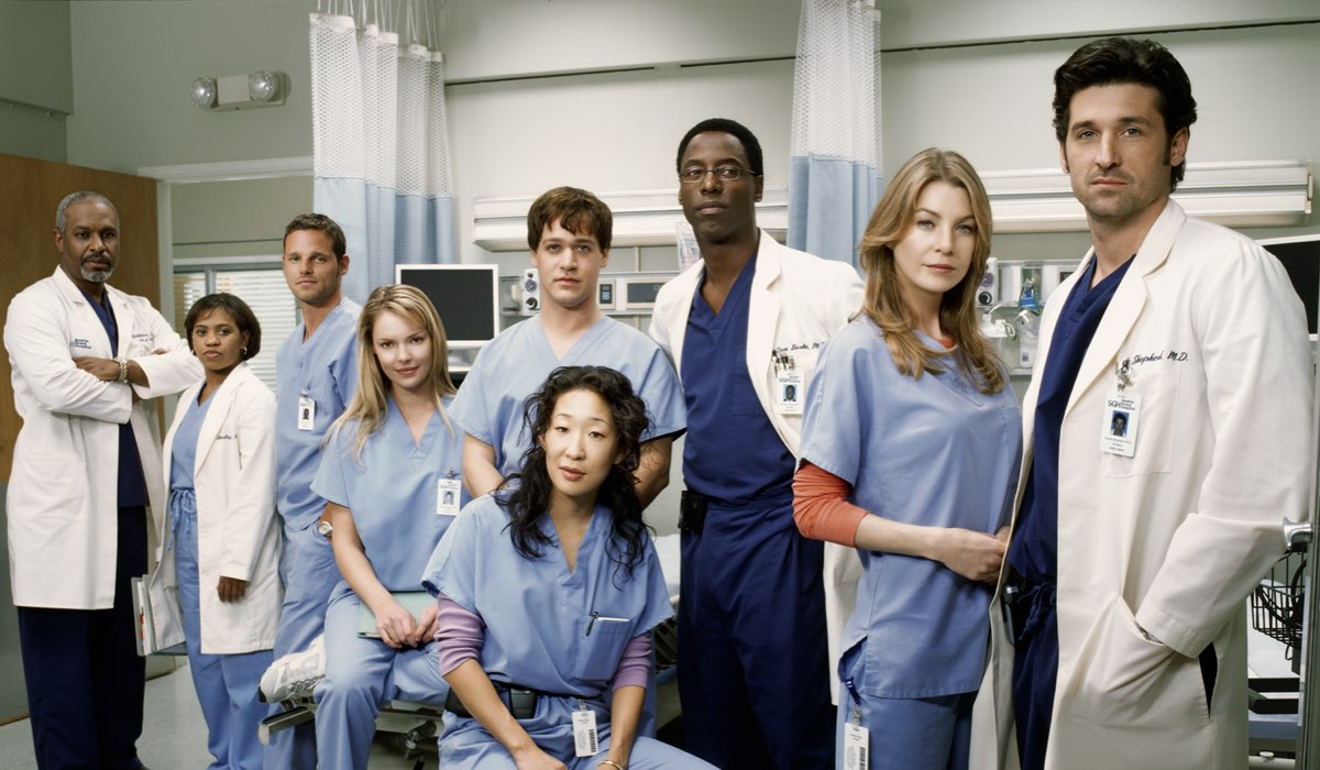 Il cast della prima stagione di Grey's Anatomy, nel catalogo di Star. Credits: Disney Plus.