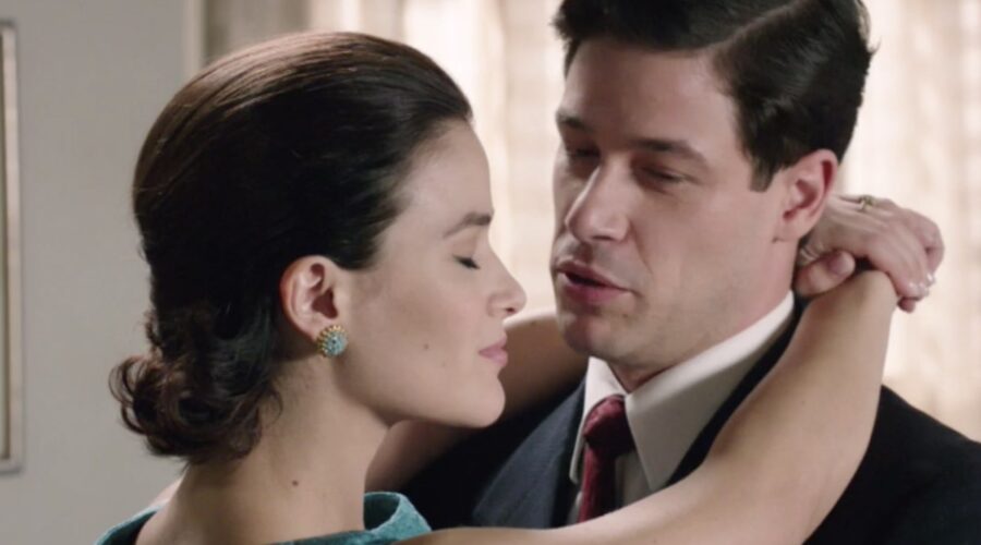 Il Paradiso Delle Signore 5 Gabriella Rossi Interpretata Da Ilaria Rossi E Cosimo Bergamini Interpretato Da Alessandro Cosentini Qui Abbracciati Nella Puntata 55 Credits Rai