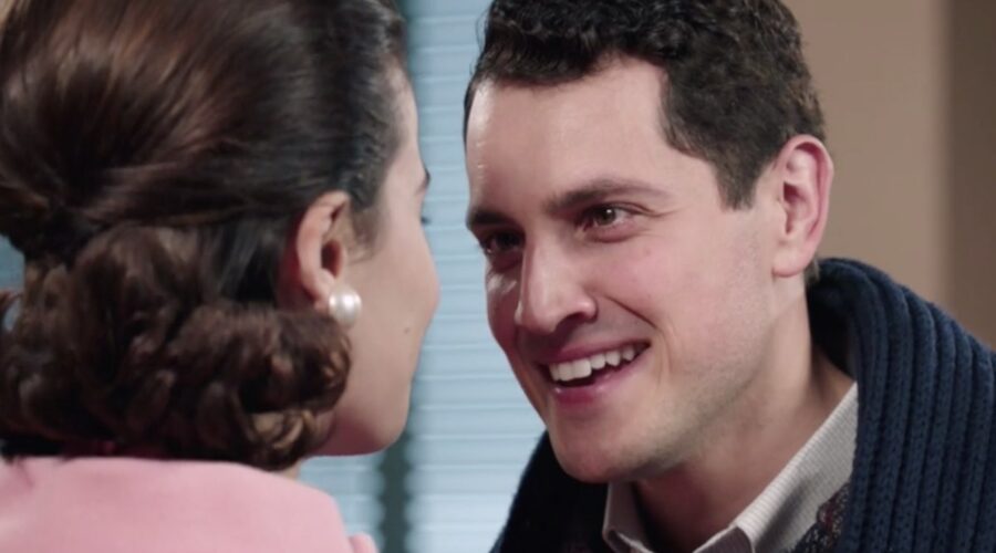 Il Paradiso Delle Signore 5 Salvatore Amato Interpretato Da Emanuel Caserio Qui Con Gabriella Nella Puntata 68 Credits Rai