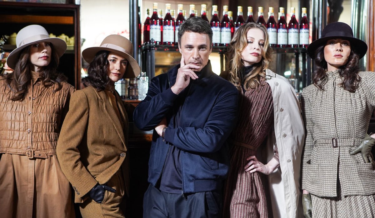 Raoul Bova e le modelle in Made In Italy. Credits: Mediaset