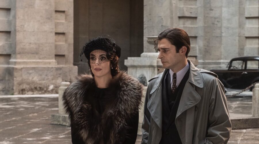 Ricciardi e Livia In Una Scena de Il Commissario Ricciardi. Credits: Anna Camerlingo/Rai