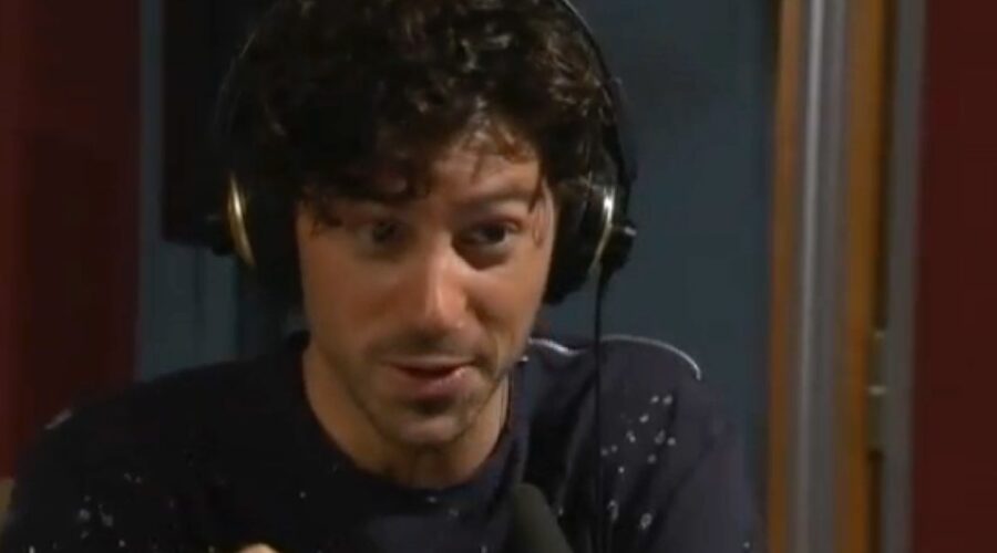 Stefano Moretti Interpreta Scheggia In Un Posto Al Sole. Puntata Dell'11Novembre 2014. Credits: Rai