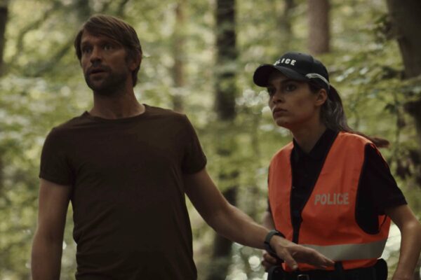 Luc Schiltz e Sophie Mousel in Capitani. Credits: YouTube/Samsa/RTL/Artémis.