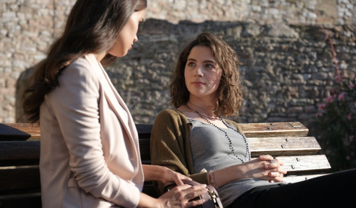 Che Dio Ci Aiuti 6 Ginevra Alberti Interpretata Da Simonetta Columbu E Carolina Interpretata Da Isabella Mottinelli Credits Anastasia Angelini E Rai
