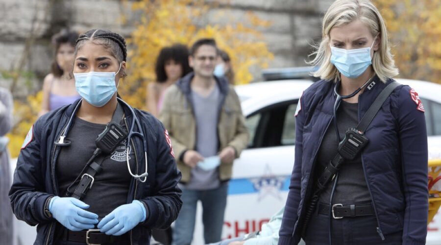 Gianna Mackey e Sylvie Brett In Chicago Fire 9. Credits: Mediaset