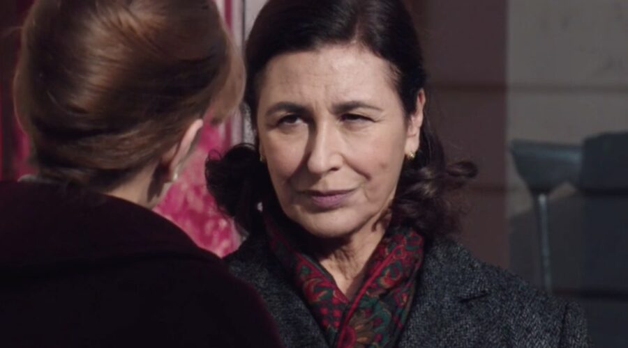 Il Paradiso Delle Signore 5 Agnese Amato Interpretata Da Antonella Attili Qui Nella Puntata 81 Mentre Parla Con Silvia Credits Rai