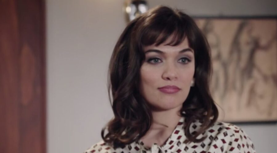 Il Paradiso Delle Signore 5 Marta Guarnieri Interpretata Da Gloria Radulescu Qui Nella Puntata 90 A Casa Conti Credits Rai