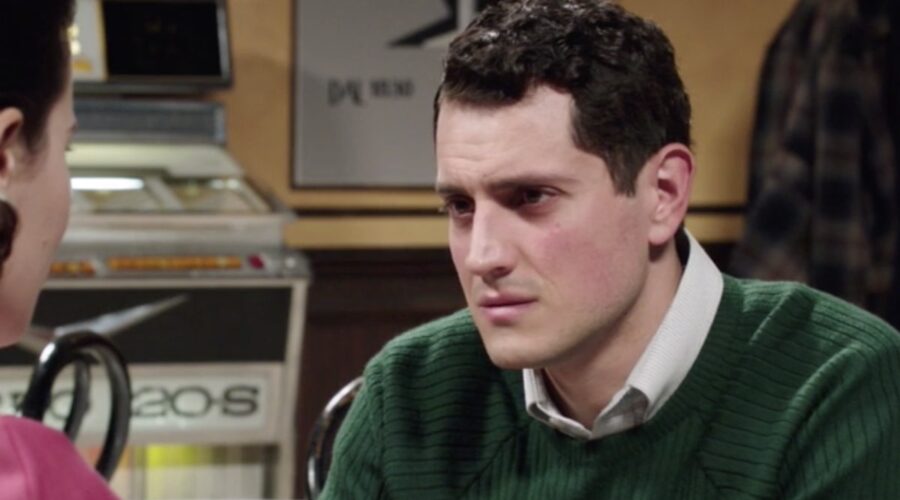 Il Paradiso Delle Signore 5 Salvatore Amato Interpretato Da Emanuel Caserio Qui Nella Puntata 67 In Caffetteria Con Gabriella Credits Rai