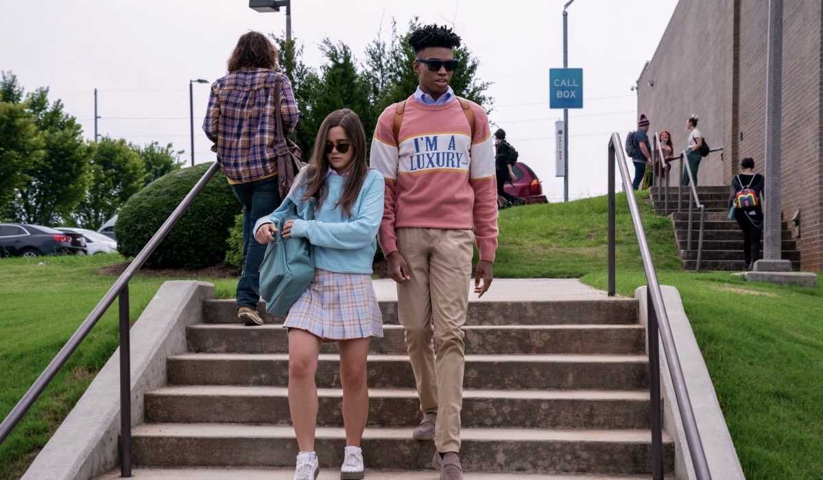 Catherine Hook è Juliette, Jonas Dylan Allen è Ben Wheeler in First Kill serie tv vampiri Cr. Brian Douglas Netflix 2022