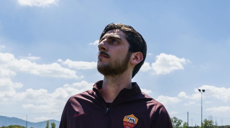 Pietro Castellitto ( Totti) In Speravo De Mori Prima Credits: Iacovelli-Zayed/Sky