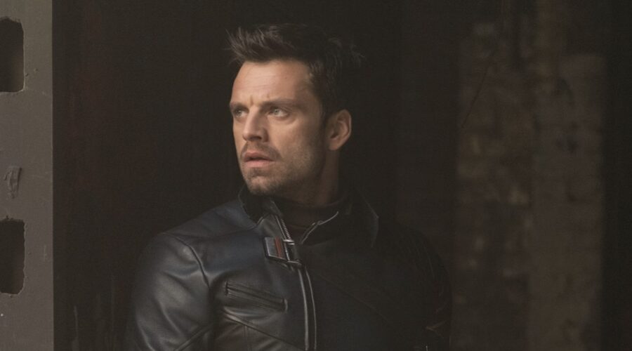 Sebastian Stan in una scena di The Falcon And The Winter Soldier. Credits: Disney Plus.