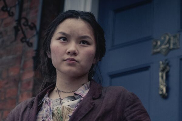 Thaddea Graham (Bea) ne Gli Irregolari Di Baker Street Credits: Matt Squire E Netflix
