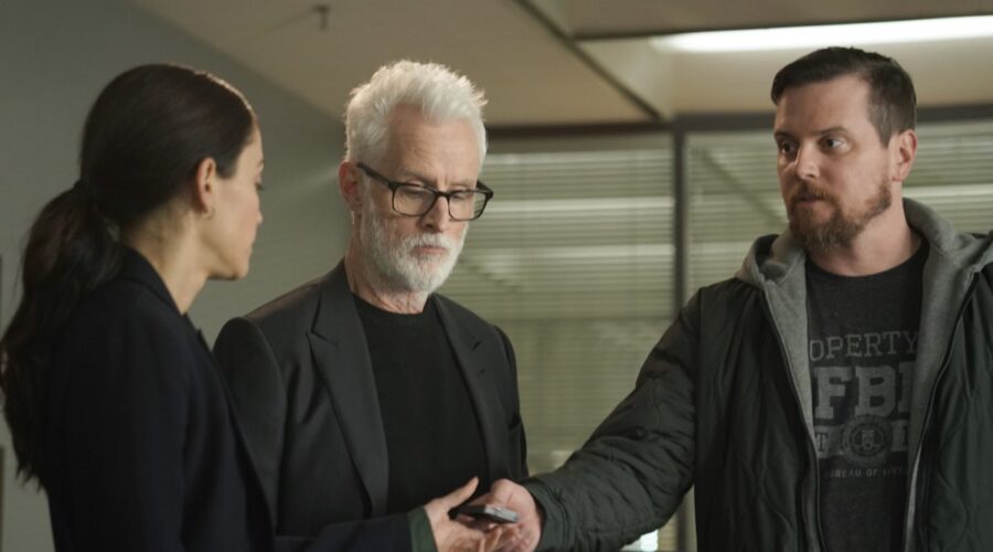 Una Scena Di Next con John Slattery ( Paul LeBlanc). Credits: Disney Plus