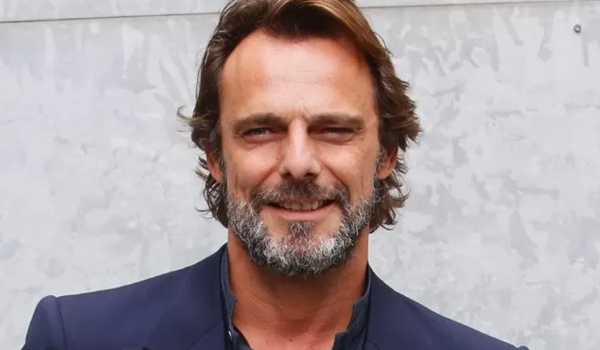 Alessandro Preziosi Protagonista Di Sotto Copertura 2. Qui Alla Milan Fashion Week Spring Summer 2016 Credits: Vittorio Zunino Celotto/Getty Images