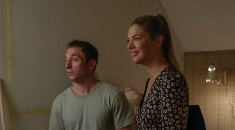 Jeremy Allen (Lip Gallagher) White e Kate Miner (Tami Tamietti) In Shameless 11 Credits Mediaset