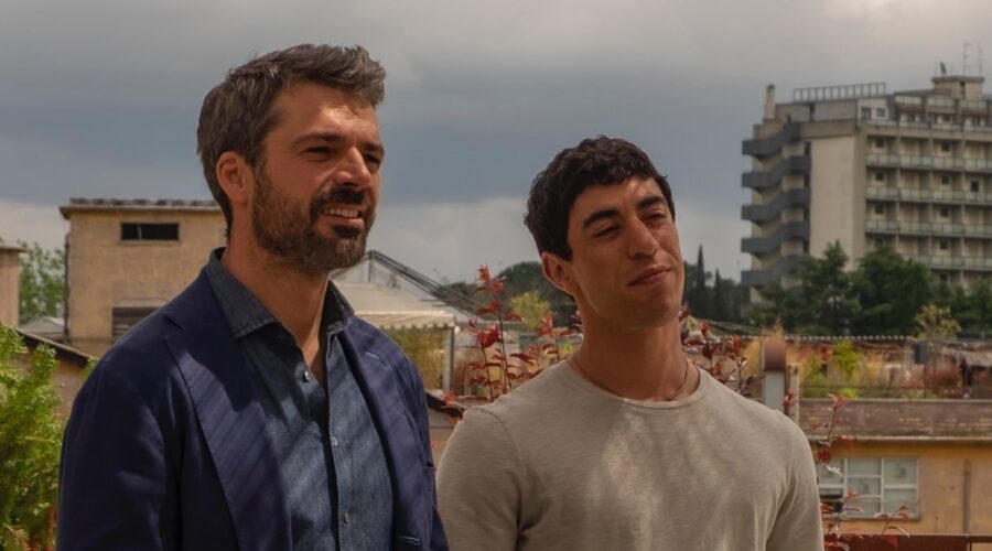 Luca Argentero e Eduardo Scarpetta In Le Fate Ignoranti Credits: Romolo Eucalitto/Disney Plus