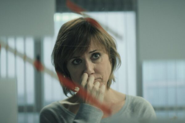 Nathalie Poza in una scena di “La Unidad”. Credits: Movistar/Rai 4.