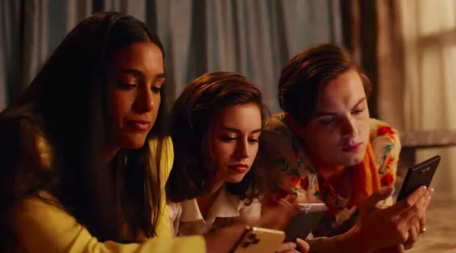 Penny, Mia e Austin in Perche Sei Come Sei. Credits: Netflix/Abc