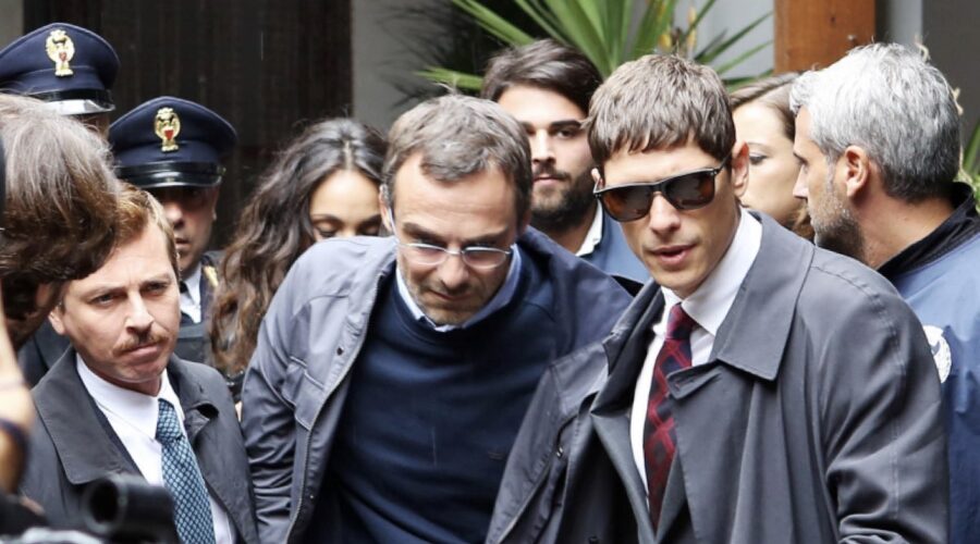 Sotto Copertura - La cattura di Zagaria, qui una scena con Claudio Gioè e Matteo Martari. Credits: Rai