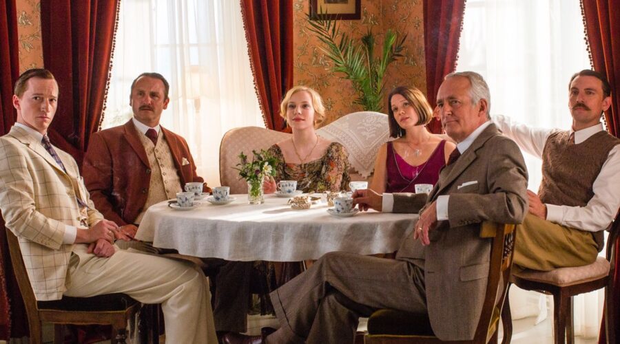 Una Scena Di Seaside Hotel Serie Tv Credits:Tv2000