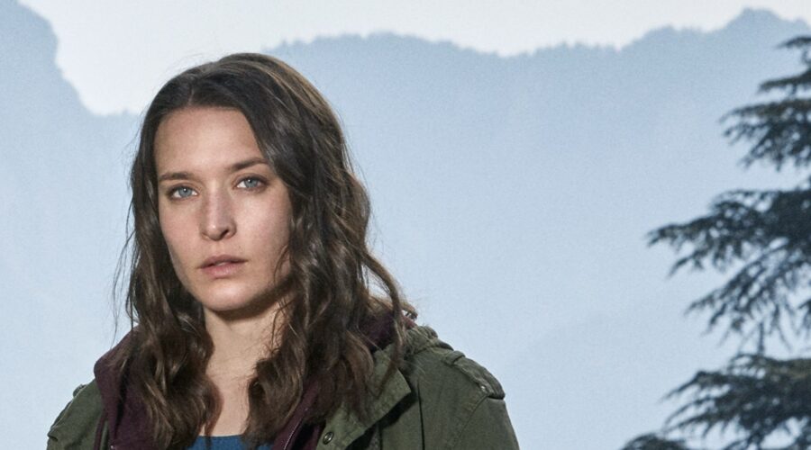 Josefin Asplund Interpreta Helena In Sanctuary Credits: Starzplay