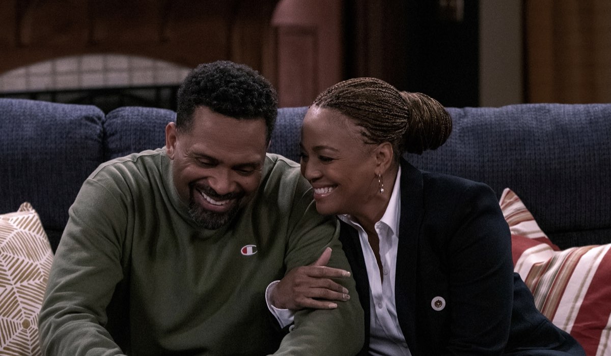 Mike Epps (Bennie) e Kim Fielfds (Regina) In The Upshaws. Credits: Lara Solanki/Netflix