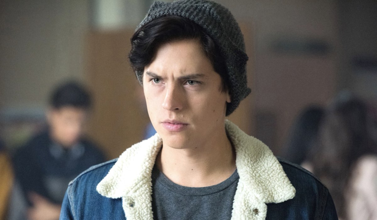 riverdale jughead cole sprouse courtesy of everett collection