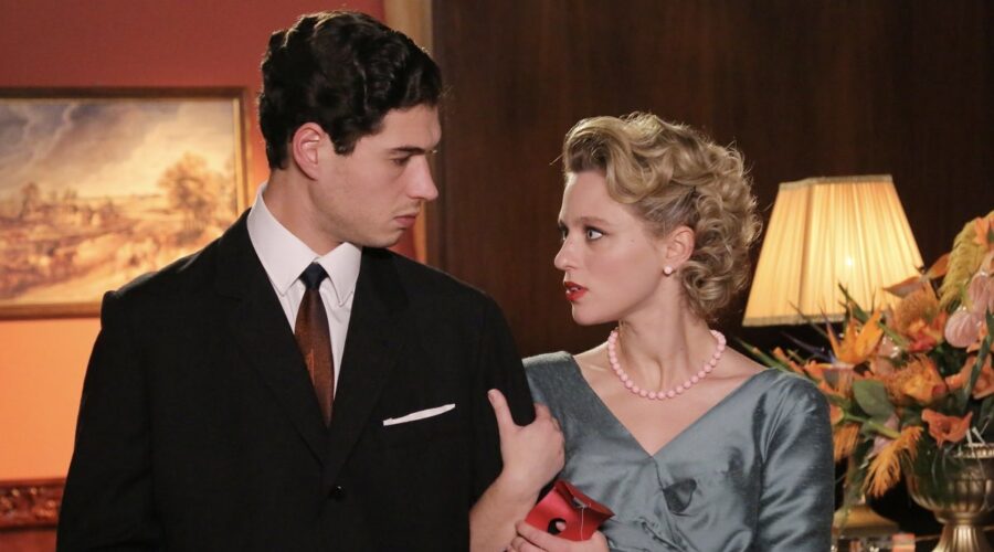 Rocco Amato e Irene Cipriani interpretati da Giancarlo Commare e Francesca Del Fa, qui in una scena de Il Paradiso Delle Signore 4. Credits: P. Bruni e Rai